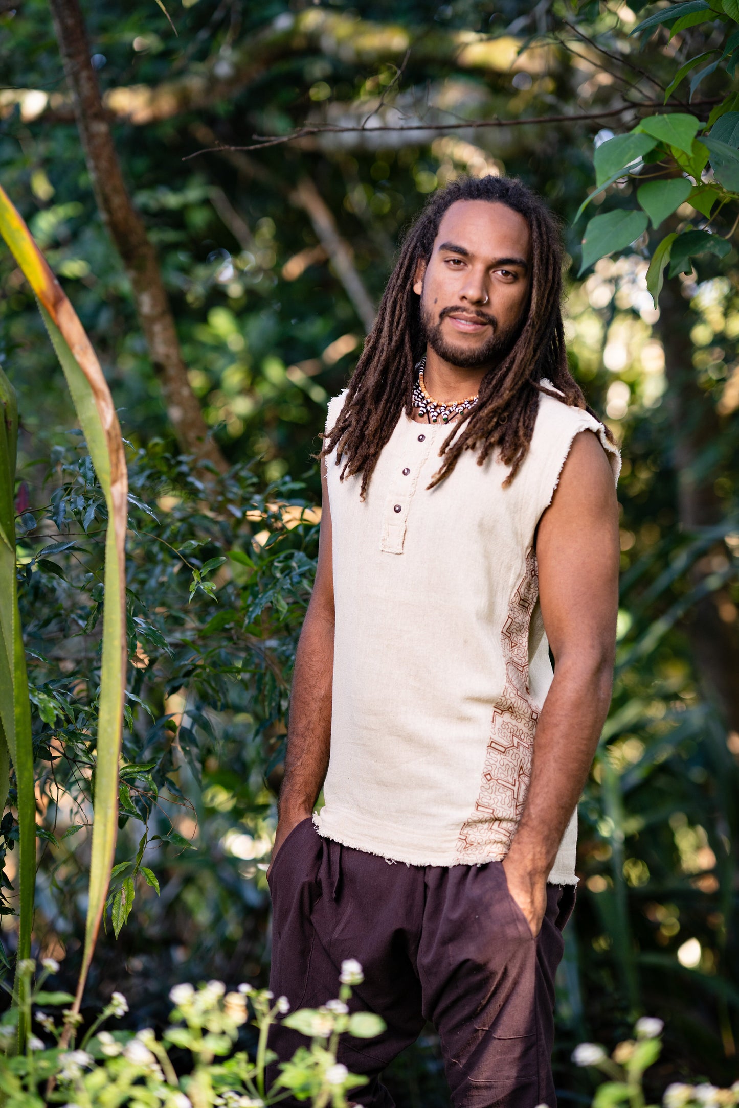 Neo SHIPIBO Beige Herren Gypsy Ärmelloses Erdiges Top T-Shirt, Offener Hals Tank Tribal Jungle Primitive Festival Rave AJJAYA Nomadic Primitive