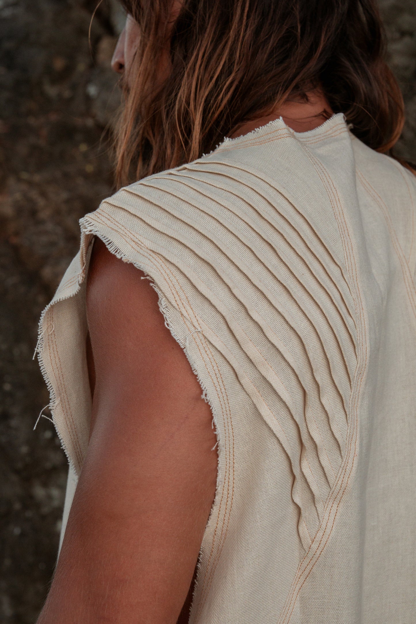 男式背心手工米色 Neo Gypsy 无袖朴实上衣衬衫，部落丛林自然野蛮脖子节日狂欢 AJJAYA 游牧原始