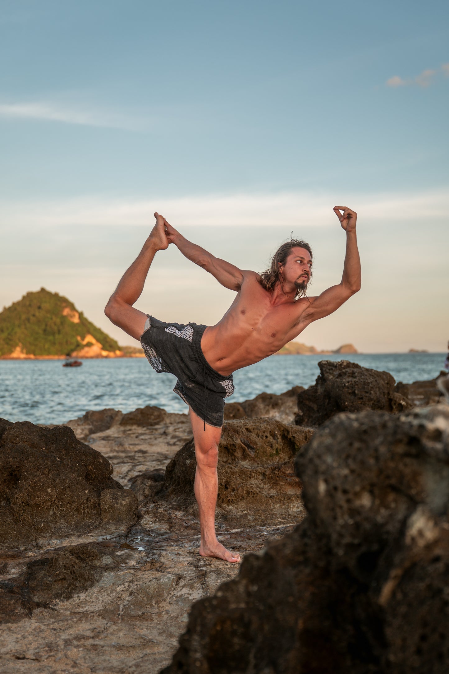 KALYAN Short Yoga Pants Loose Comfortable Men Shorts with Pockets Natural Cotton Plant Dyed Workout Ninja Festival Gym AJJAYA