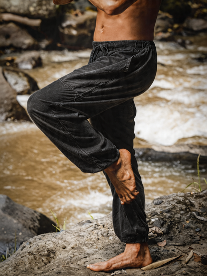 YUGI Beige Pantalon de yoga Harem en coton pour homme Poches teintées de plantes naturelles Yogi Respirant Gym Pantalon droit Cordon de serrage flexible Festival Rave AJJAYA