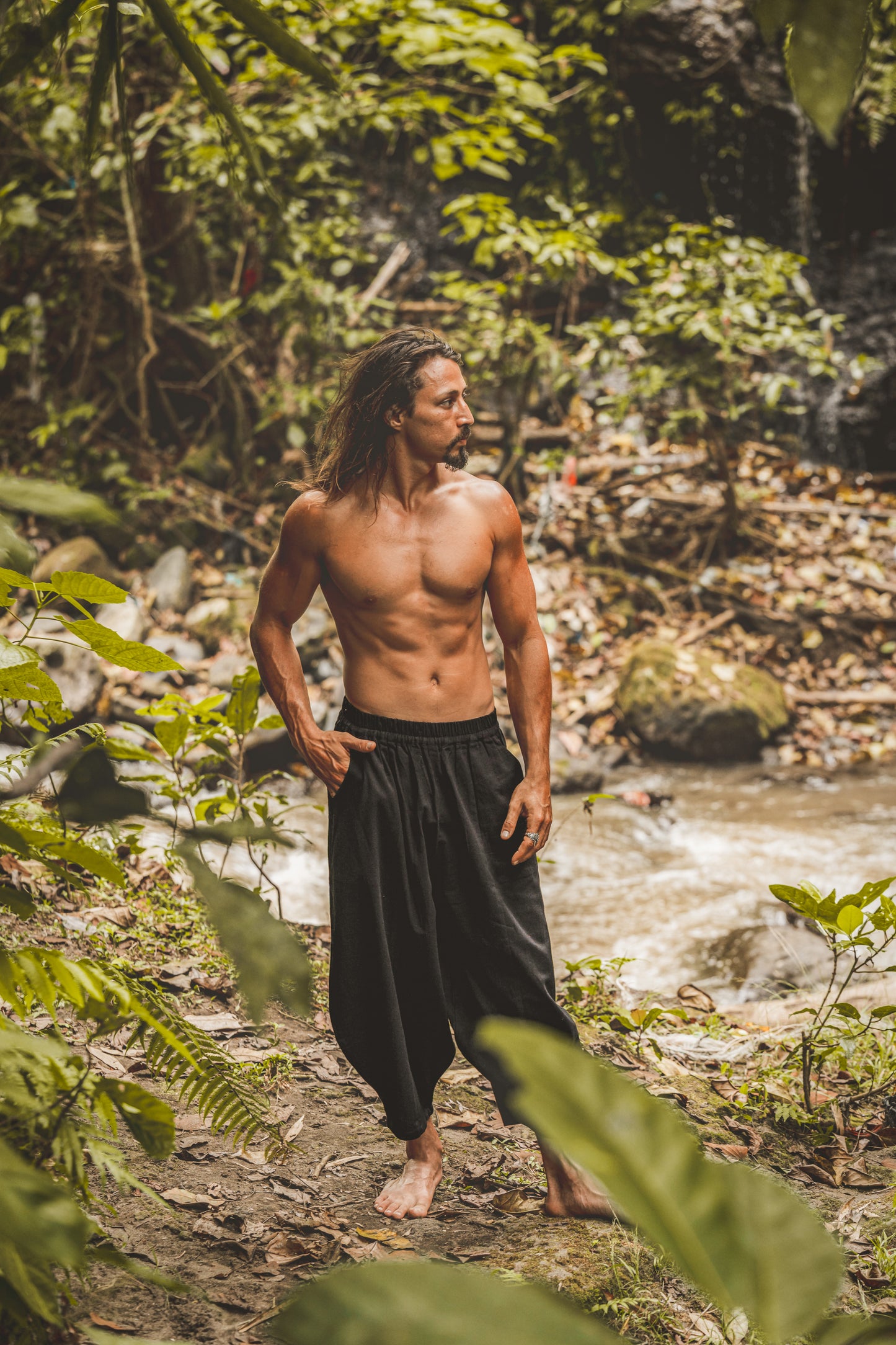 AYON Pantalon de Yoga en Coton pour Hommes Sauge Vert Plante Naturelle Teint Poches Yogi Respirant Gym Pantalon Droit Cordon Flexible Festival AJJAYA