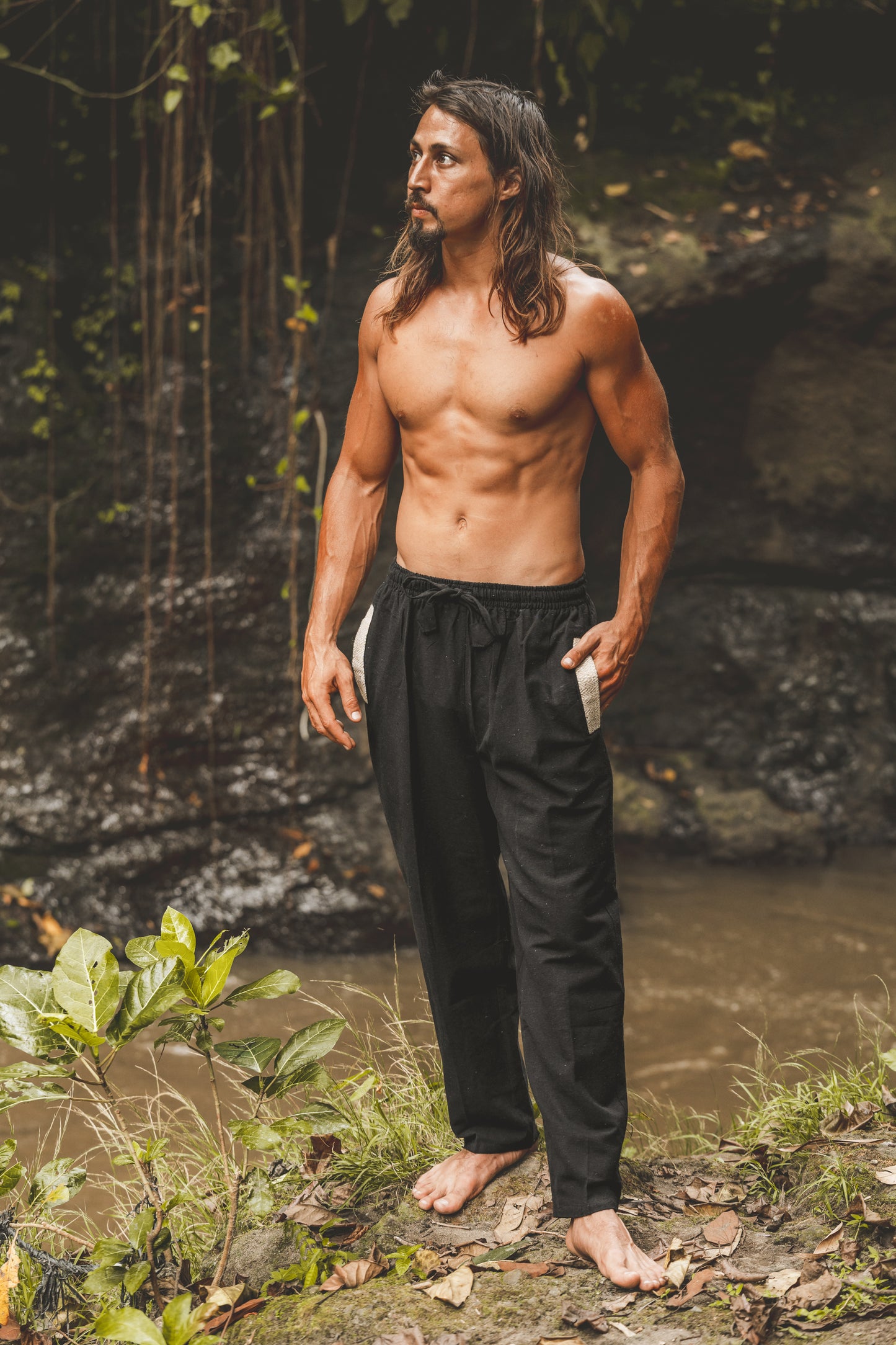 ANANDA Pantalon simple pour homme Beige Chanvre biologique et poches faites à la main en coton, respectueux de l'environnement, durable, confortable et terreux Yoga Gypsy Boho AJJAYA