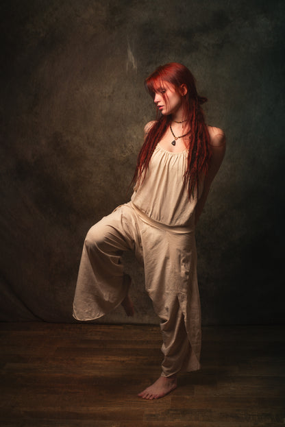 KAYANA Combinaison Barboteuse Ensemble Beige Crème Fait à la Main Coton Naturel Yoga Coupe Jambes Ouvertes Lâche Flexible Respirant Boho Festival Gypsy AJJAYA