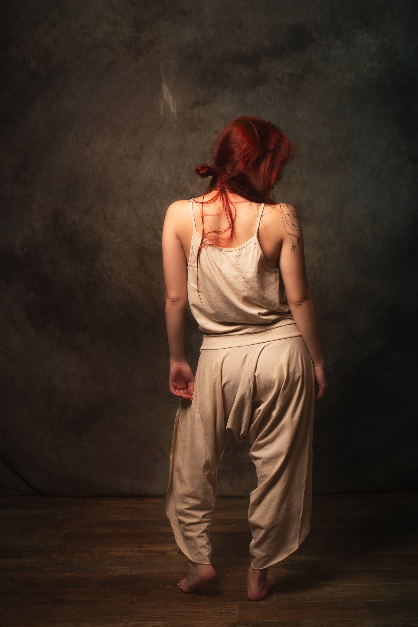 KAYANA بذلة رومبير بشكل عام بيج كريم مصنوع يدويًا قطن طبيعي يوجا مقصوص بأرجل مفتوحة فضفاض مرن يسمح بمرور الهواء مهرجان بوهو الغجر أججايا