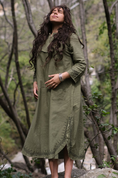 YOSEPH Green Aramaic Gown Womens Kurta Long Top Dress Shirt Natural Cotton Handwoven Block Natural Plant Dye Ceremony AJJAYA
