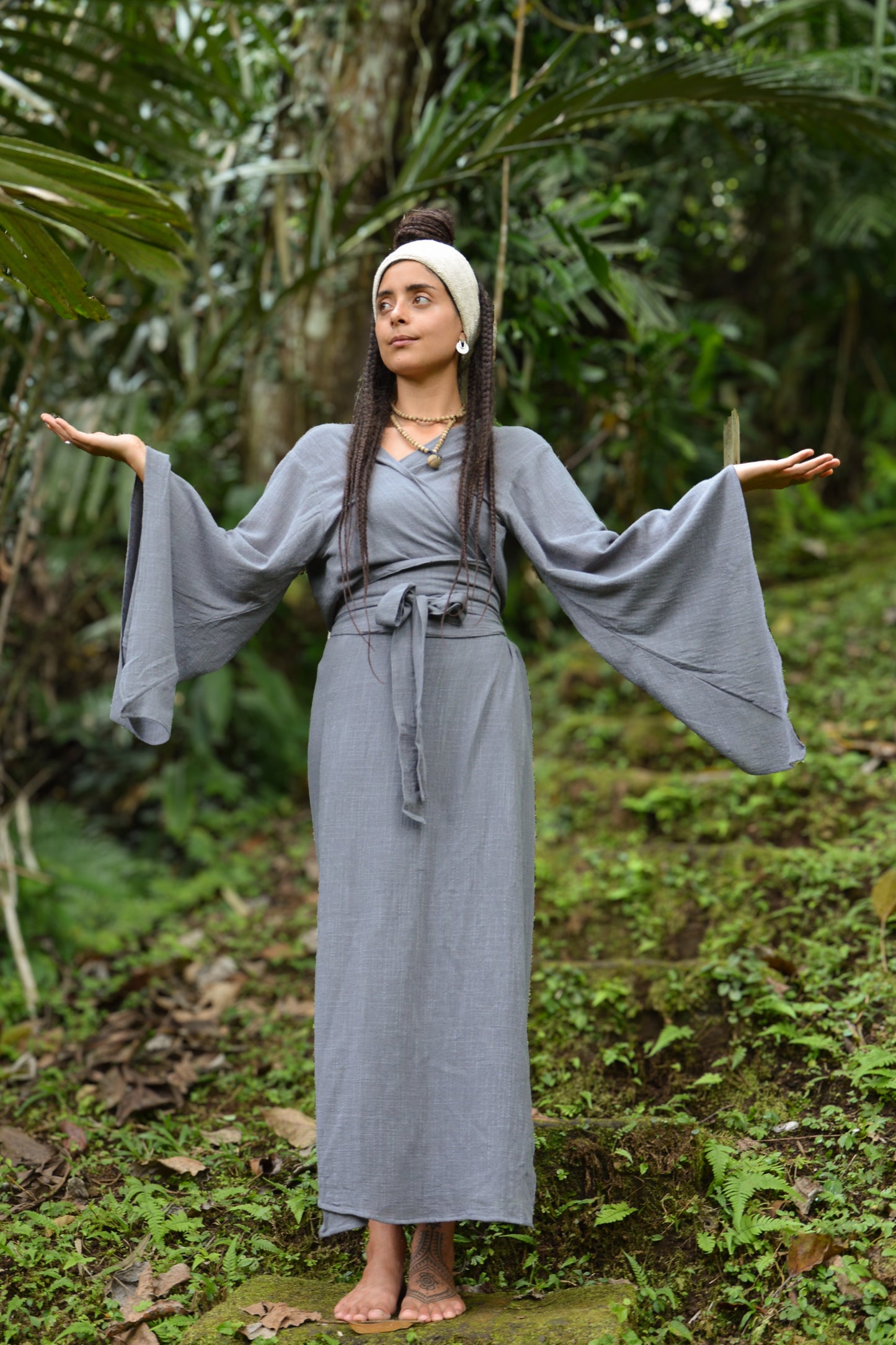 MIRA Grey Womens Kimono Dress Japanese Robe Arm Flairs Soft Breathable Cotton Festival Ritual Resort Wear AJJAYA