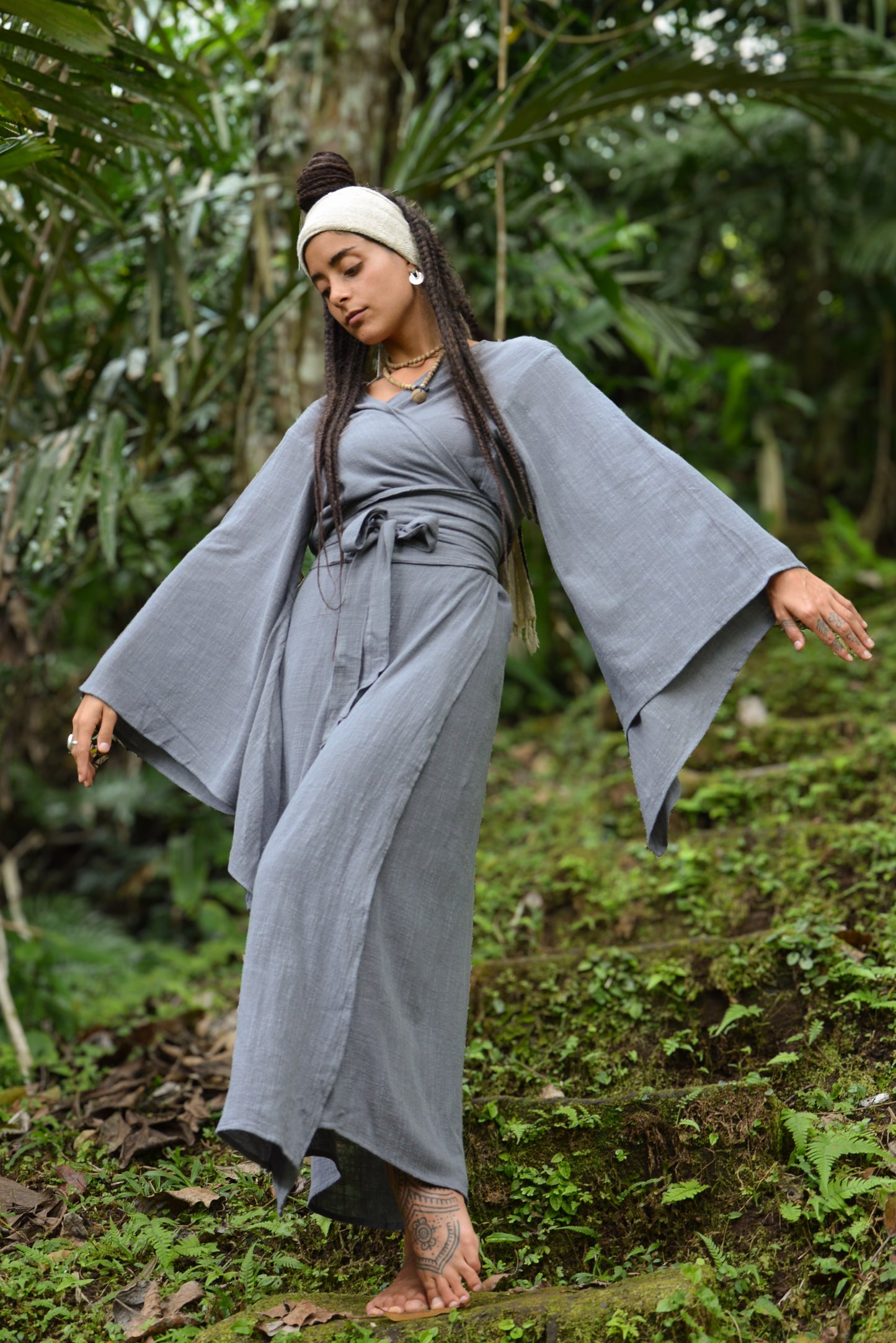 MIRA Grey Womens Kimono Dress Japanese Robe Arm Flairs Soft Breathable Cotton Festival Ritual Resort Wear AJJAYA