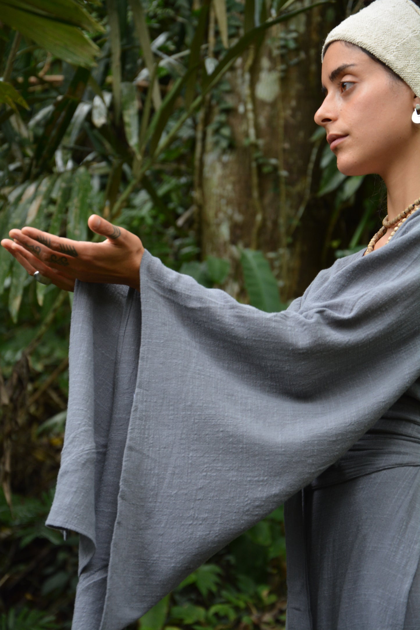 MIRA Grey Womens Kimono Dress Japanese Robe Arm Flairs Soft Breathable Cotton Festival Ritual Resort Wear AJJAYA