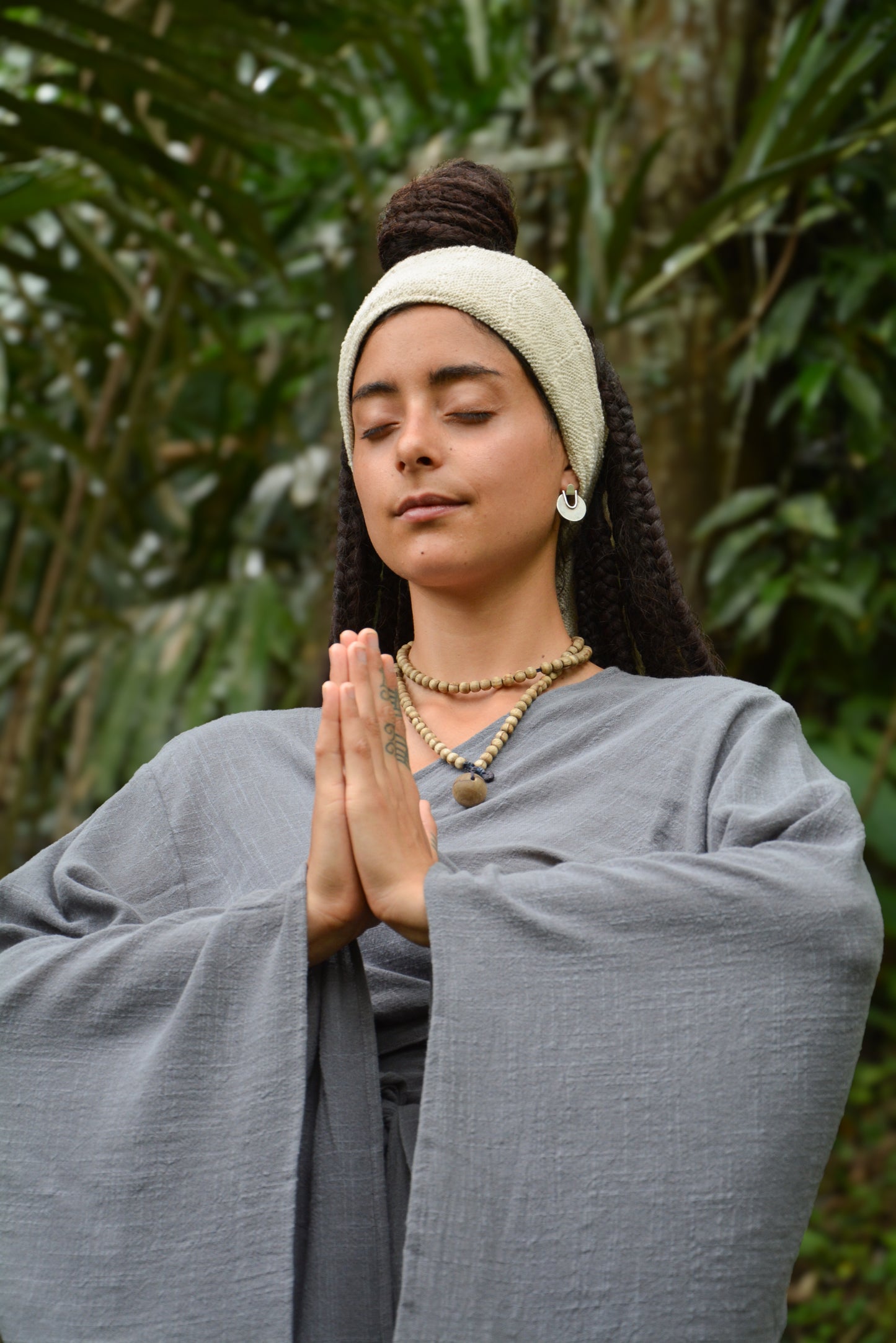 MIRA Grey Womens Kimono Dress Japanese Robe Arm Flairs Soft Breathable Cotton Festival Ritual Resort Wear AJJAYA