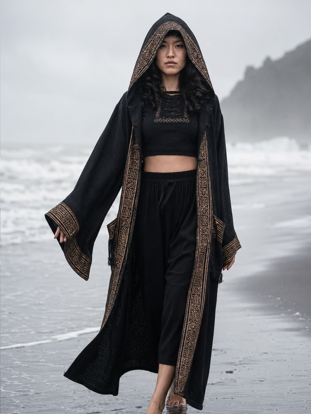 AYAWA Damen Kimono Cape Robe Beige Creme Kapuze Shipibo Heilige Muster Zeremonie Ritual Schamane Tribal Schal Wikinger Festival Wrap AJJAYA