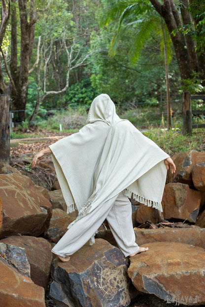 ANAGAMI Beige Crema Con Capucha Kimono Cabo Poncho Túnica Bloque Impreso Teñido Natural Ceremonia Ritual Chamán Tribal Alquimia Chal Sagrado Envoltura AJJAYA