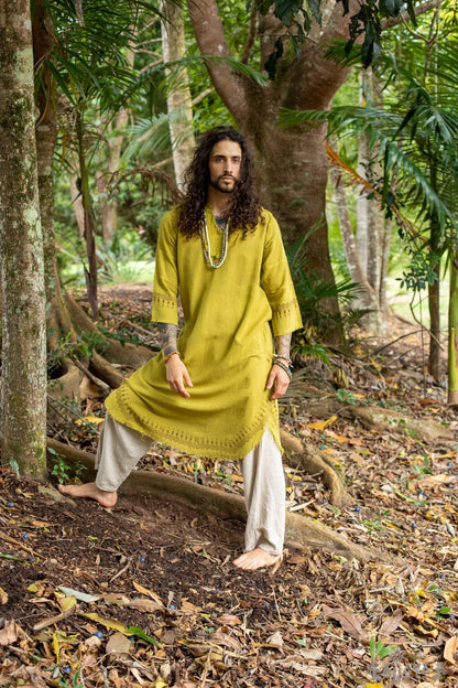 YOSEPH Vestido arameo verde Kurta Top largo Camisa de vestir para hombre Bíblico Algodón natural Tejido a mano Bloque Estampado Natural Planta Tinte Ceremonia AJJAYA
