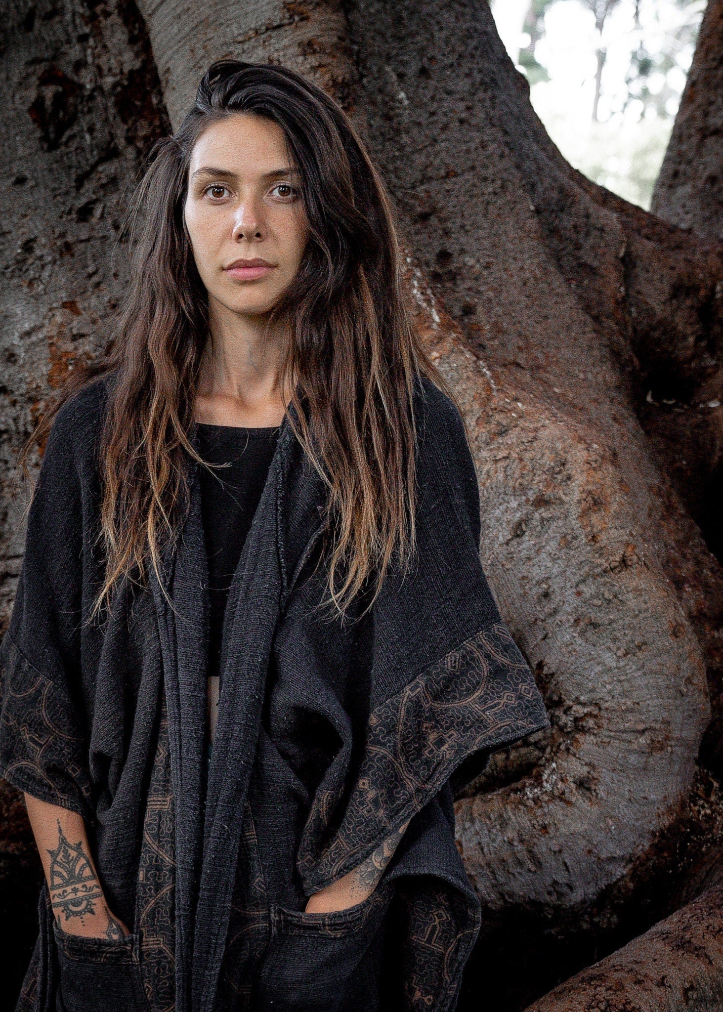 AYAWA Womens Hooded Black Kimono Cape Poncho Shipibo