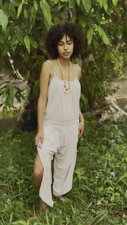 KAYANA Combinaison Barboteuse Ensemble Beige Crème Fait à la Main Coton Naturel Yoga Coupe Jambes Ouvertes Lâche Flexible Respirant Boho Festival Gypsy AJJAYA