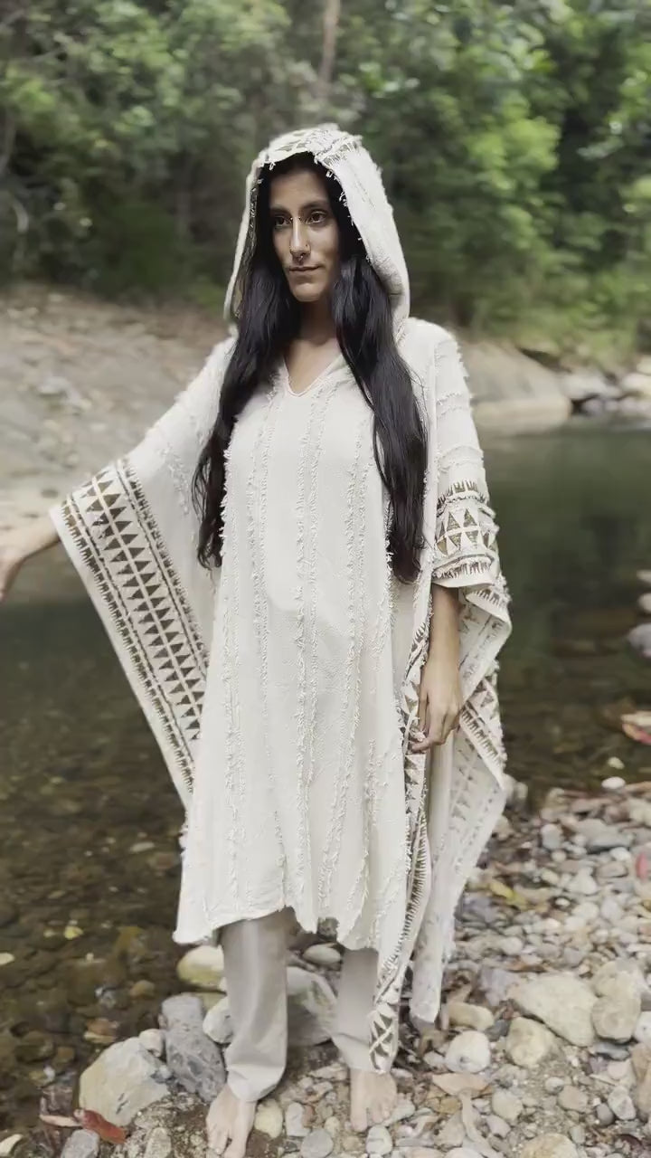AKKAD Poncho Beige Handmade Ceremonial Hooded Hood Pockets Vegan Cotton Block Printed Tribal Patterns Naturally Dyed Festival Viking AJJAYA