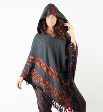 レディースポンチョダークグレーラージフードヤクウール部族刺繡自由奔放に生きるパターンジプシーオルタナティブワイルドフェスティバルレイブメキシカンプリミティブAJJAYA