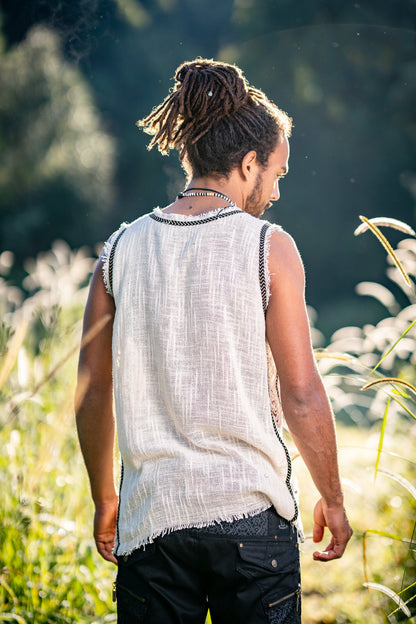 Ärmelloses Festival Top DHATU Baumwollshirt für Herren, geschlitzte offene Seiten, beige, halb durchsichtig, atmungsaktiv, Tribal Gypsy Alternative Festival AJJAYA