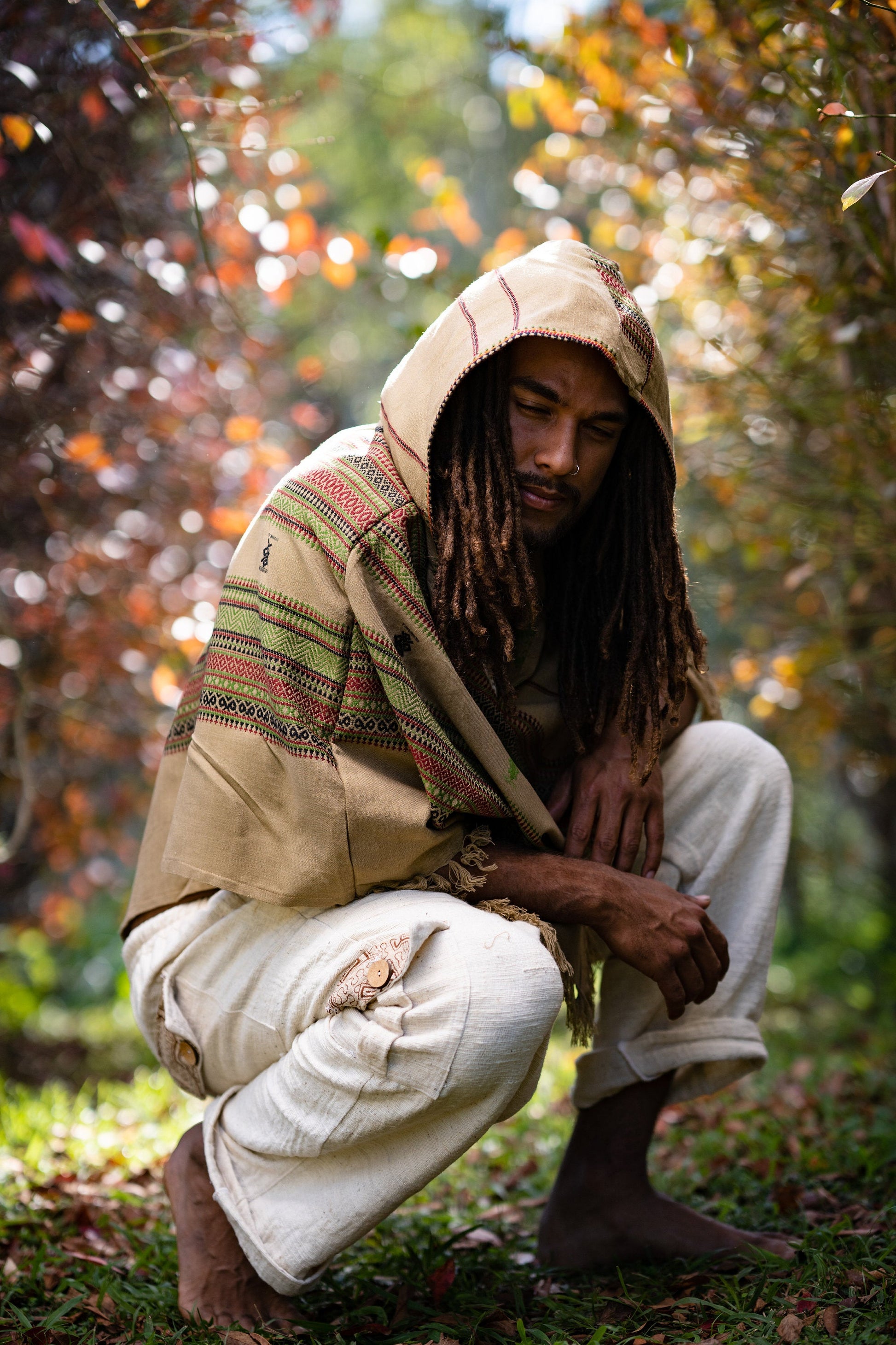 Decert Poncho Cashmere Wool with Hood Pockets