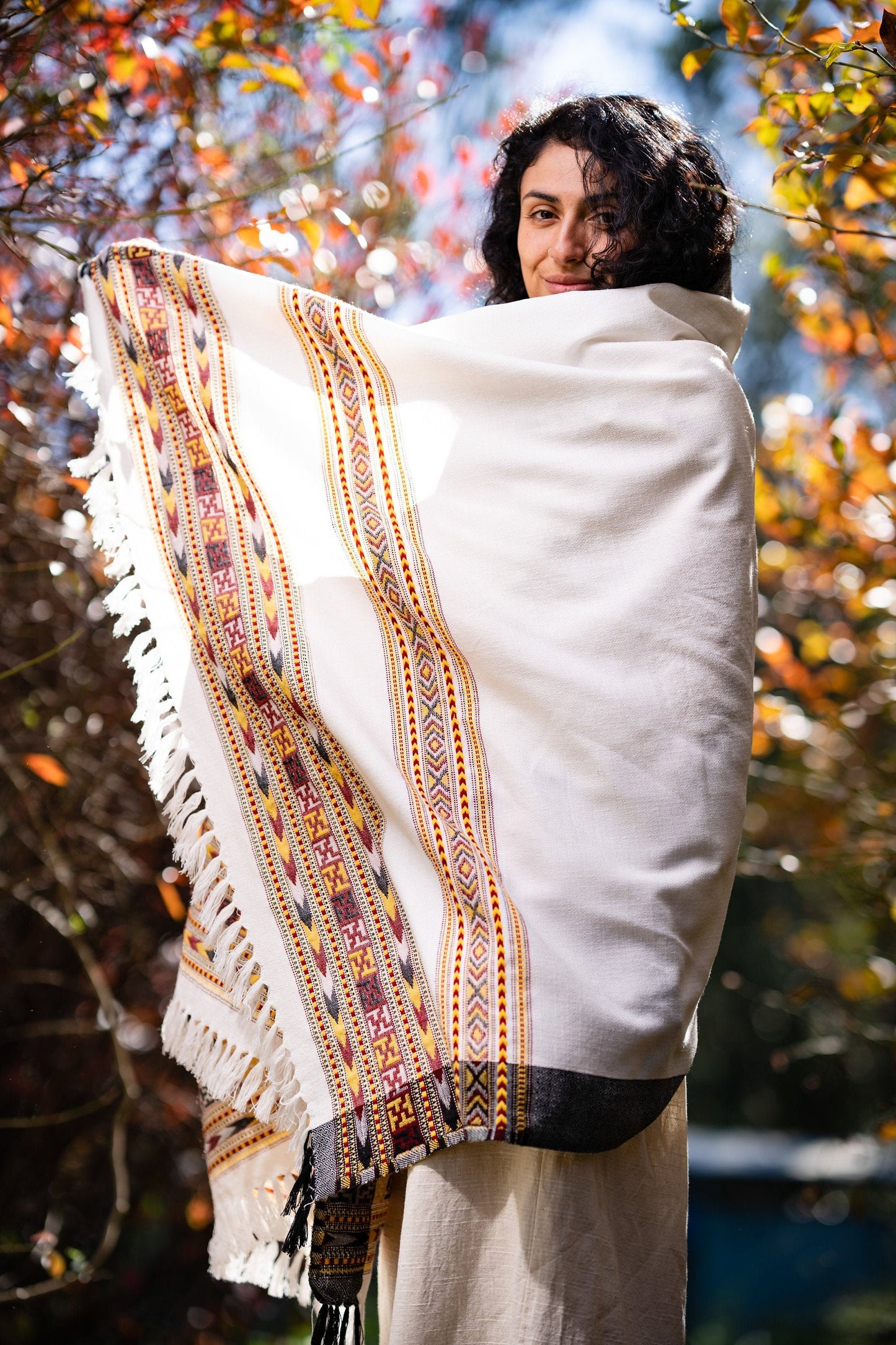 SAMADHI Meditation Prayer Shawl Blanket Cosy Pure White Cashmere Yak Wool and Acrylic Wool Tibetan Tribal Celtic Embroidery Boho Zen AJJAYA