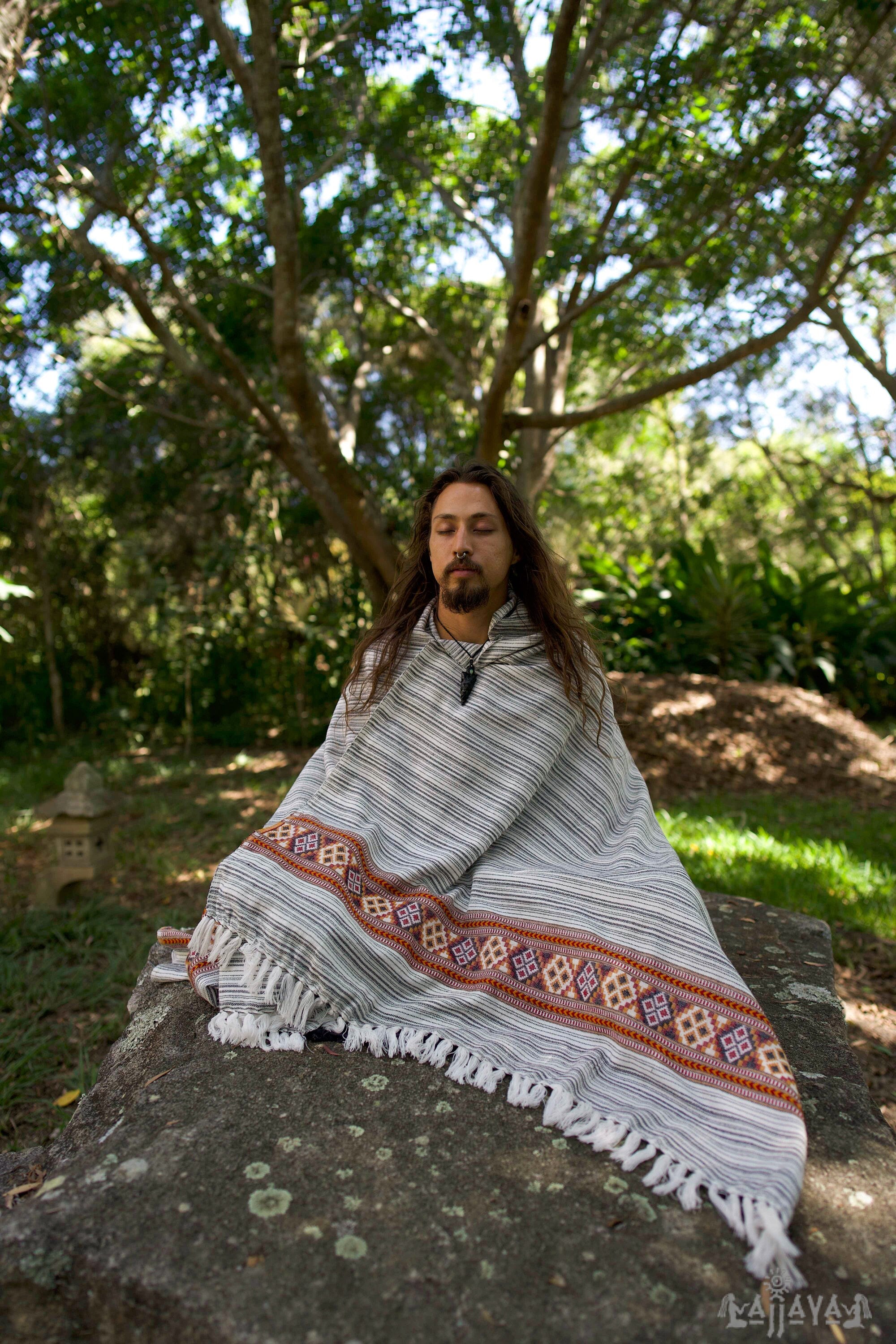 JHANA Shawl Meditation Prayer Blanket Cosy White and Grey Cashmere Yak Wool and Acrylic Wool Tibetan Tribal Celtic Embroidery Zen AJJAYA