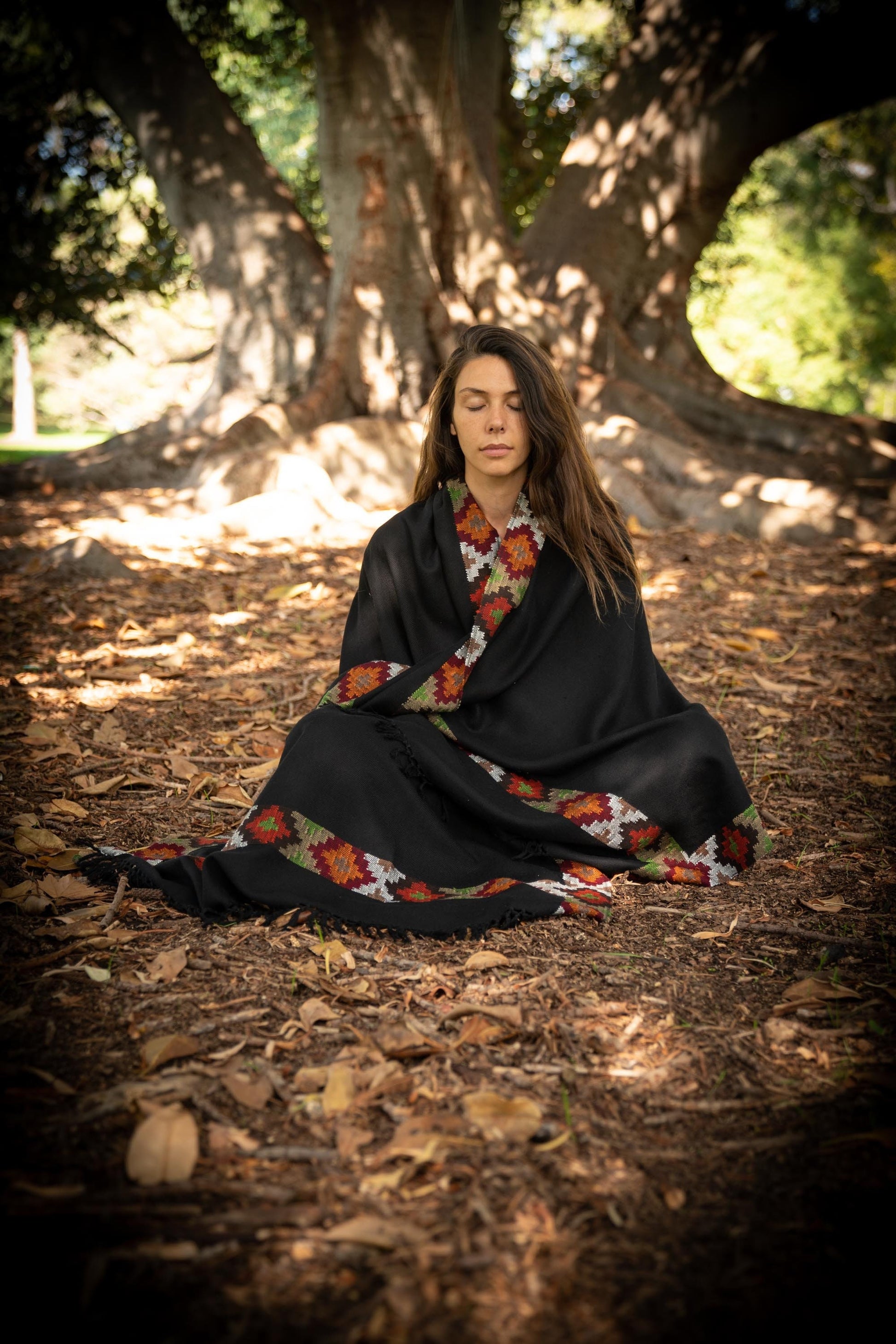 Sadhu Black Handwoven Wool Shawl
