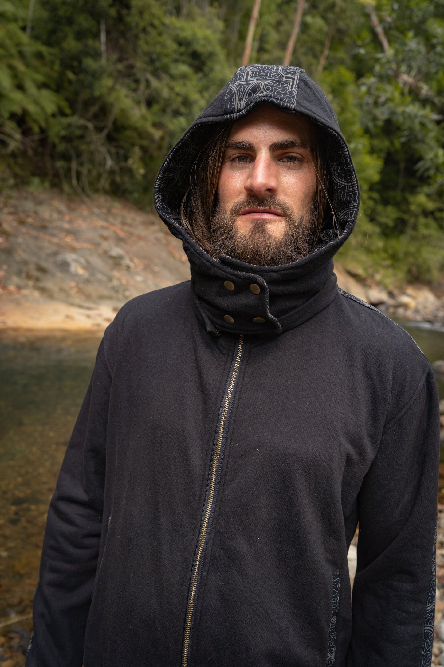 AYABO Black Hooded Jacket Thick Fleece Warm Zipped Jumper Pullover Shipibo Pattern Pockets Thumb Glove Festival Tribal Gypsy Ceremony AJJAYA