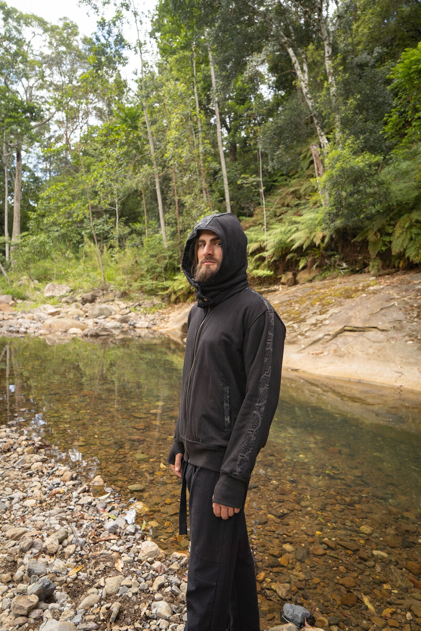 AYABO Black Hooded Jacket Thick Fleece Warm Zipped Jumper Pullover Shipibo Pattern Pockets Thumb Glove Festival Tribal Gypsy Ceremony AJJAYA