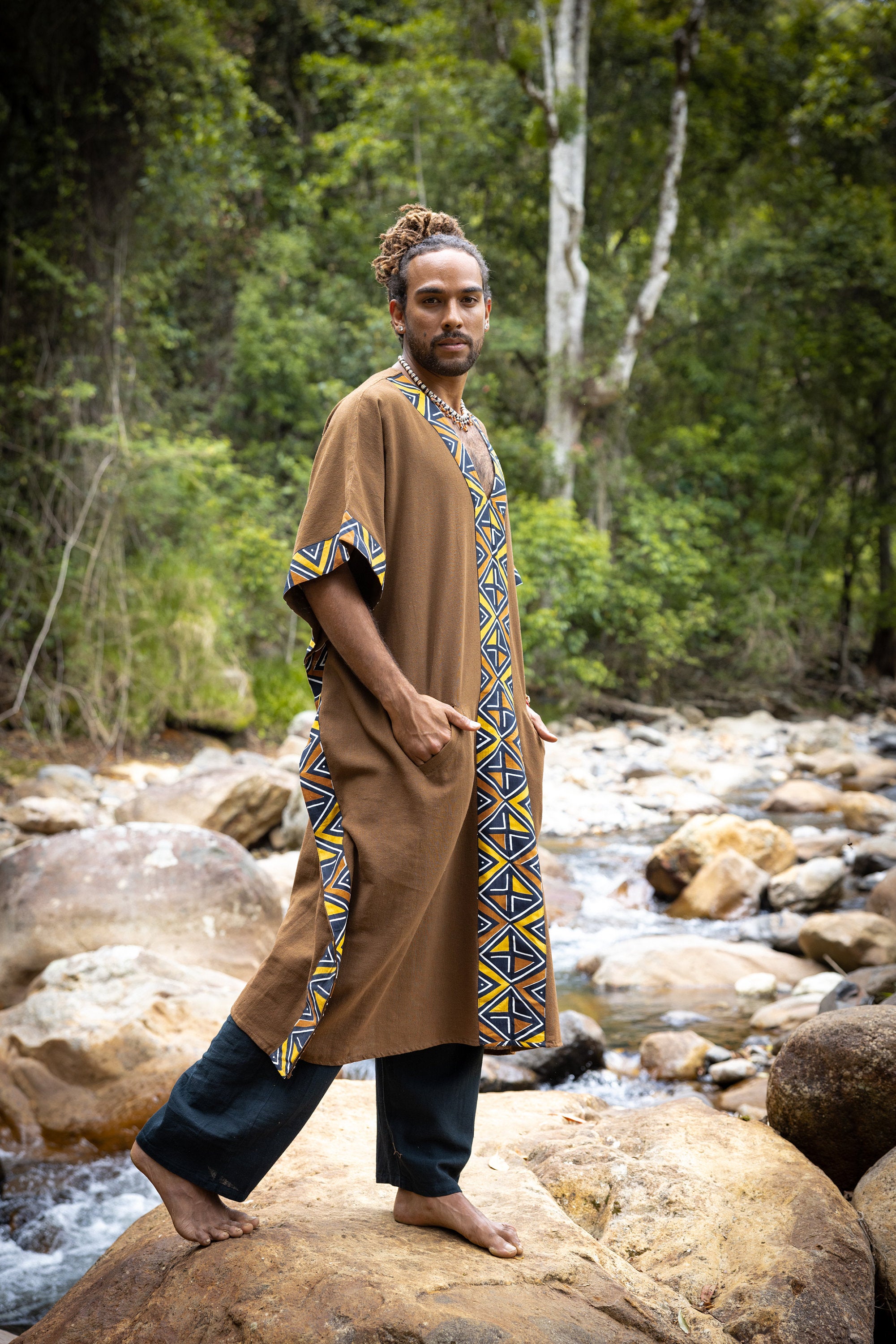 KAFATU Mens Black Kaftan Kurta Top African Tribal Patterns Handmade Robe Natural Cotton with Pockets Ceremony Ritual Festival Boho AJJAYA