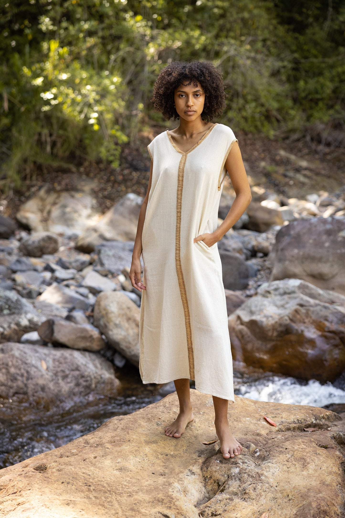 WAIATA Maxi Dress Beige Sleeveless Pockets Natural Cotton Boho Free-Flowing Relaxed Fit Spring Summer Kaftan Bohemian Breathable AJJAYA
