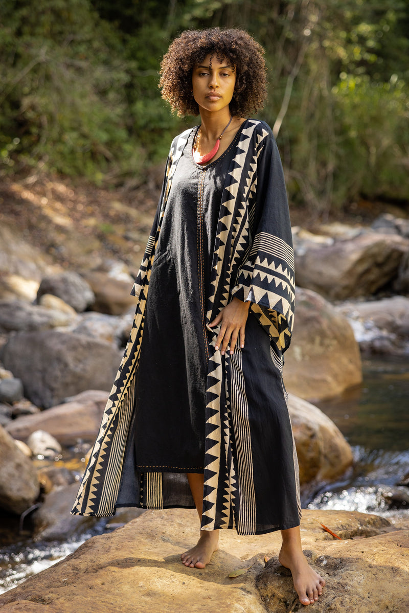 ELGA Womens Kimono Robe Arm Flairs Soft Breathable Rayon Cotton Festival Black and White Tribal African Patterns Elegant Boho Pyjama AJJAYA