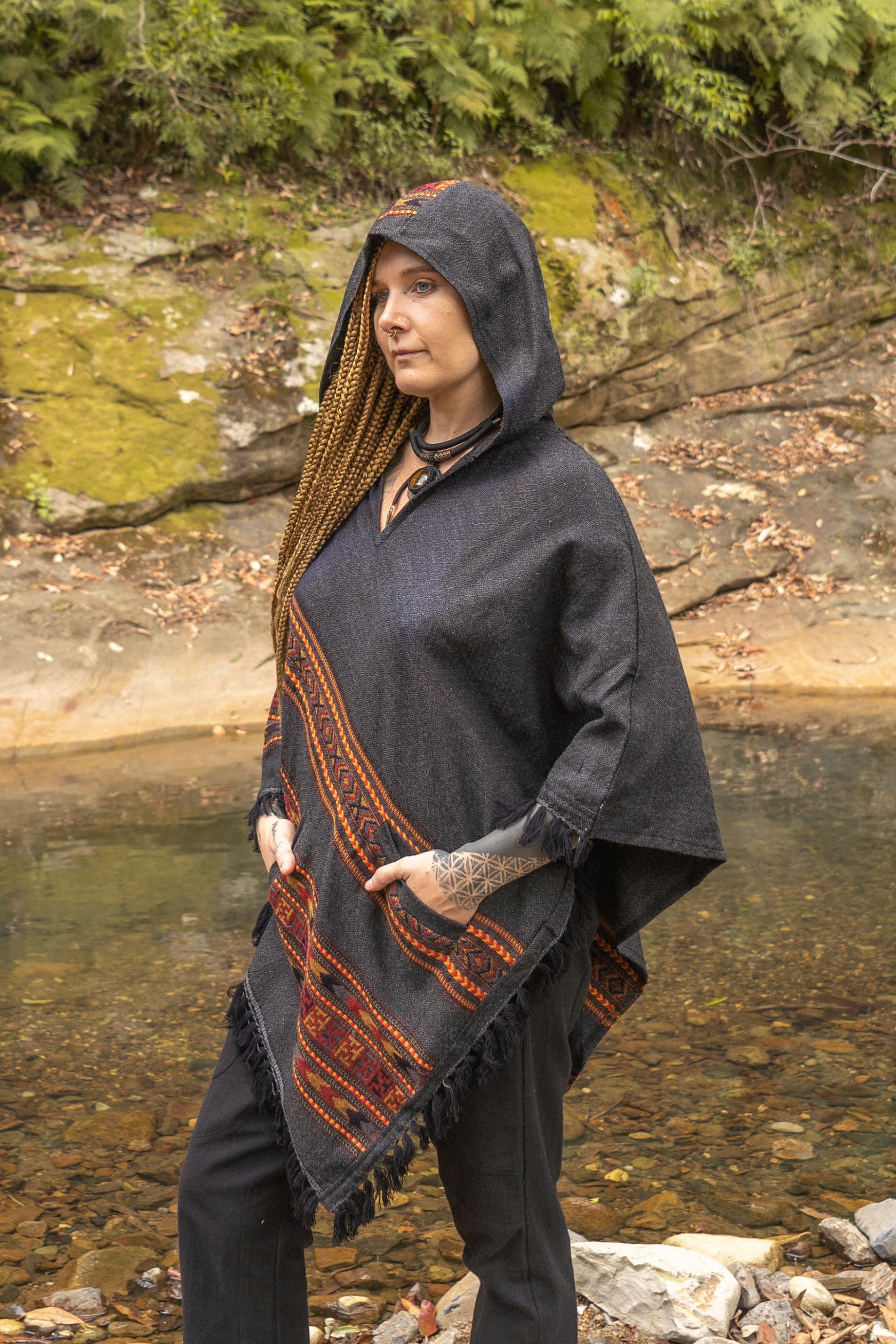 SAMADHI Handmade Poncho Black With Large Hood and Pockets, Earthy Tribal Pattern Festival AJJAYA Mexican