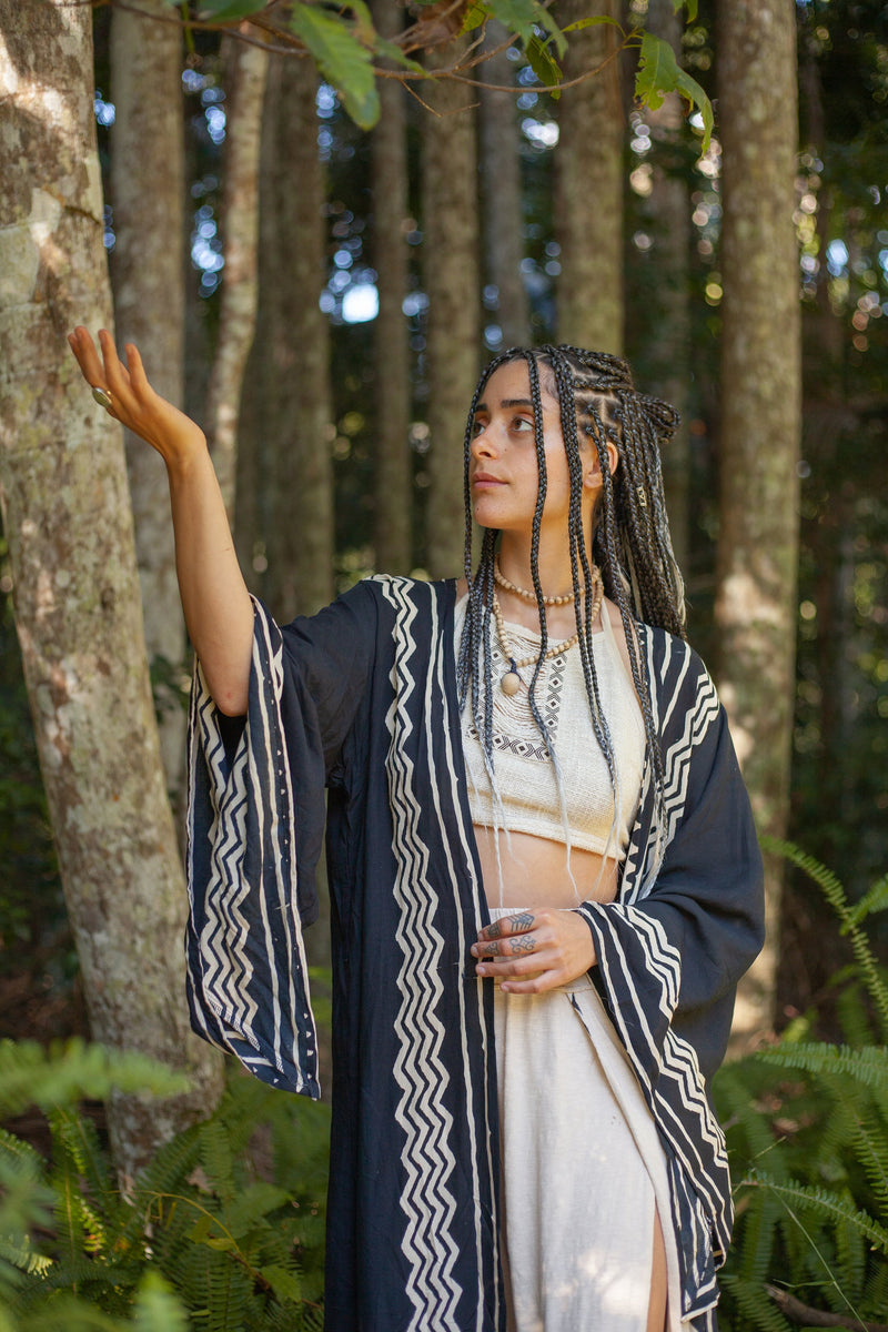 ELGA Womens Kimono Robe Arm Flairs Soft Breathable Cotton Rayon Festival Black and White Tribal African Patterns Elegant Boho Pyjama AJJAYA