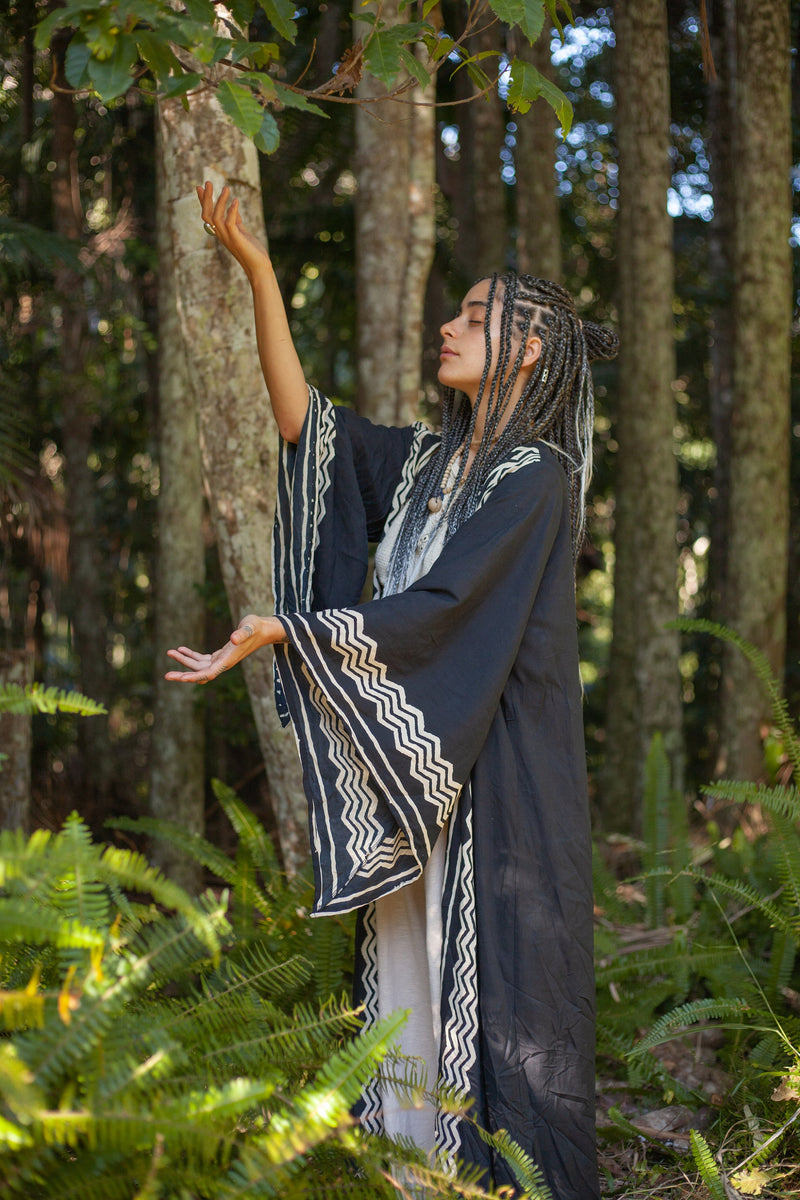 ELGA Womens Kimono Robe Arm Flairs Soft Breathable | AJJAYA