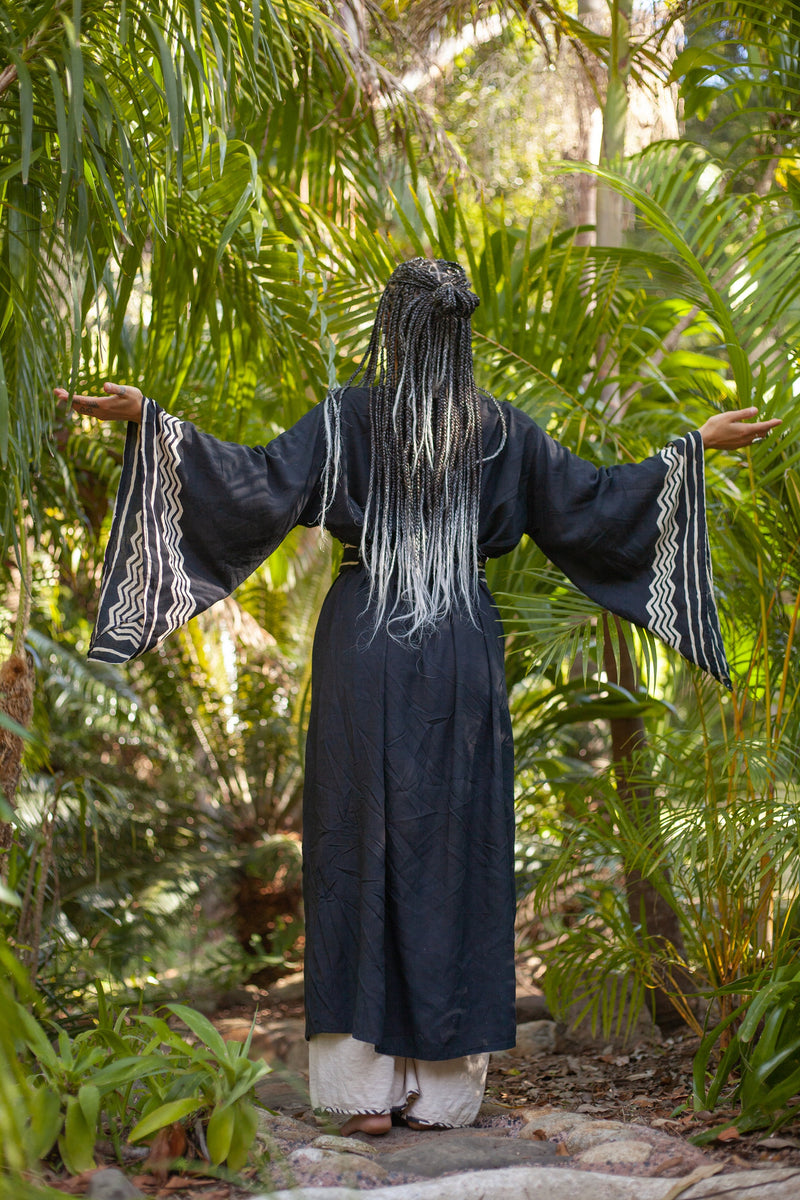 ELGA Womens Kimono Robe Arm Flairs Soft Breathable Cotton Rayon Festival Black and White Tribal African Patterns Elegant Boho Pyjama AJJAYA